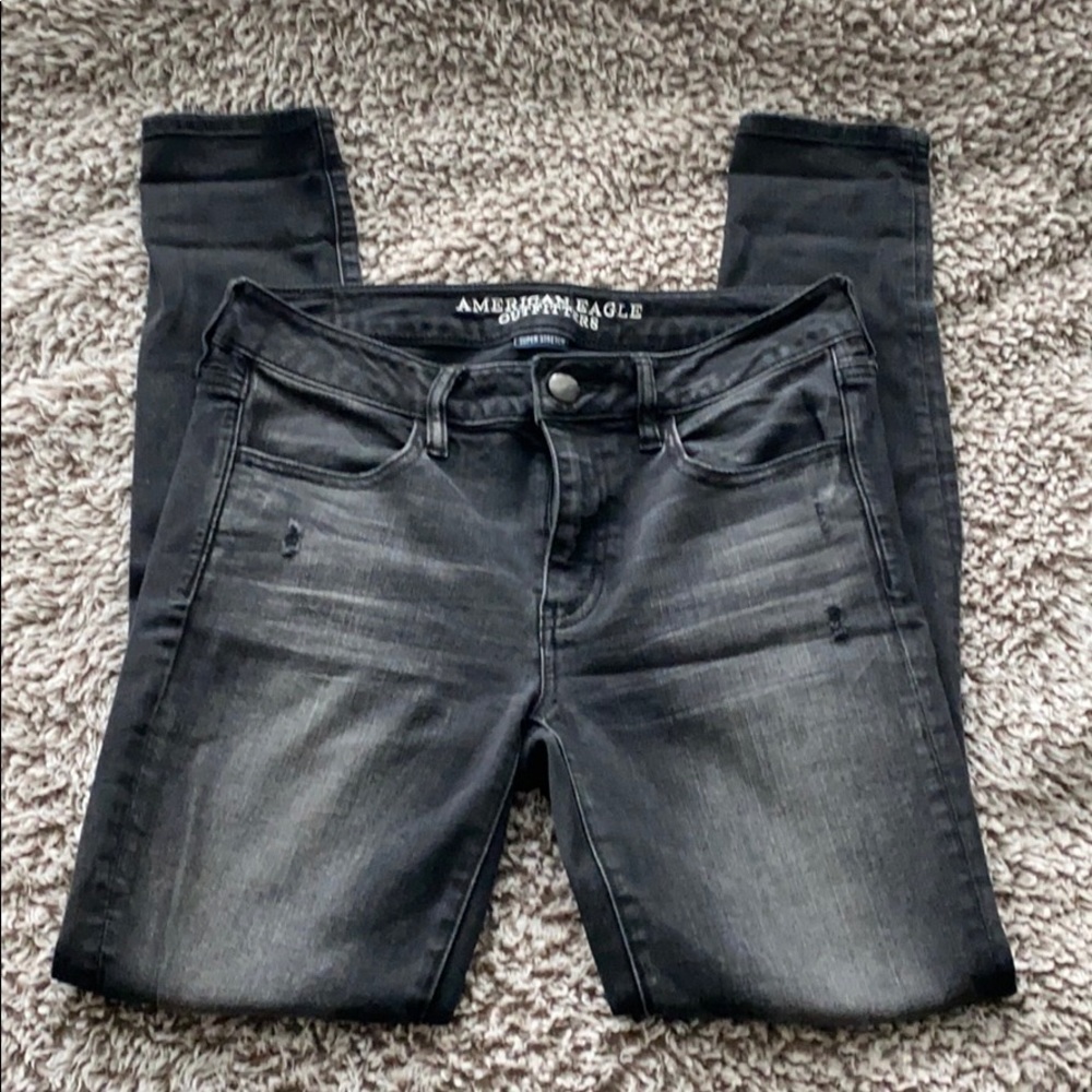 AE Super Stretch Black Distressed Jeggings